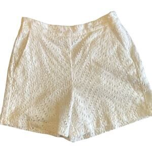 Simply Vera by Vera Wang White Shorts Size Small